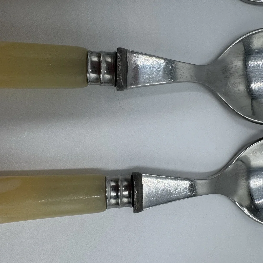 Jean Dubost BISTRO Professional Cutlery Ivory FRANCE Flatware 4 Soup  Spoons
